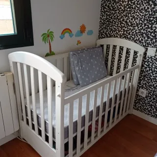 Cuna infantil blanca + colchón URGE venta