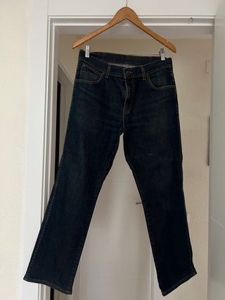 Pantalón vaquero Wrangler azul