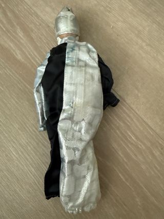 Muñeca de porcelana mujer