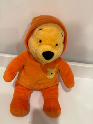 Peluche Winnie the Pooh arancione