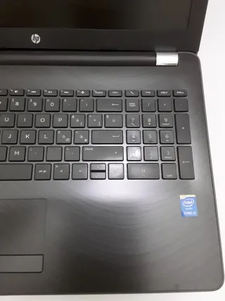 Notebook HP 15-bs153nl Intel i3 display rotto legg