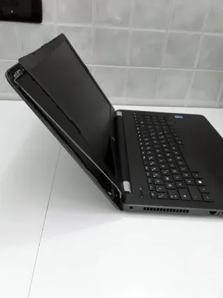 Notebook HP 15-bs153nl Intel i3 display rotto legg