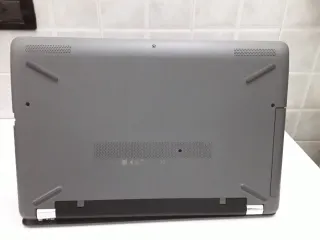 Notebook HP 15-bs153nl Intel i3 display rotto legg