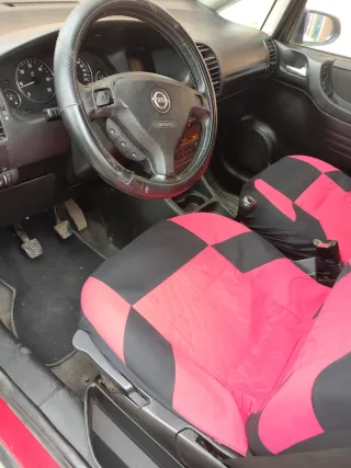Opel Zafira 2005