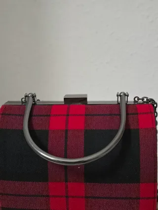 Bolso de mano Sfera cuadros rojo y negro