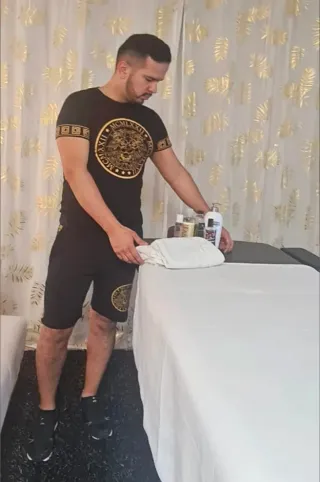 Myckel, Quiromasajista profesional titulado!