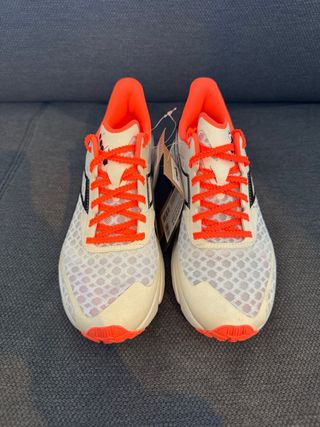 Zapatillas deportivas Naranja y Blanco