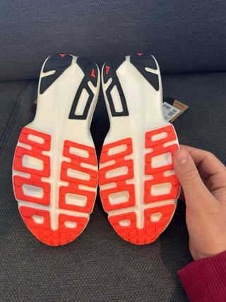 Zapatillas deportivas Naranja y Blanco