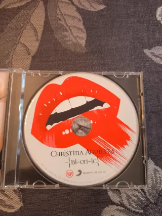 Christina Aguilera Bionic Deluxe Edition CD