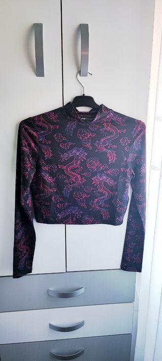 Top New Yorker dragones morado y rosa