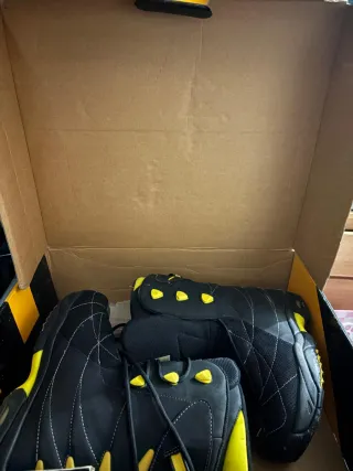 Botas de Snowboard Negras y Amarillas,muy poco uso
