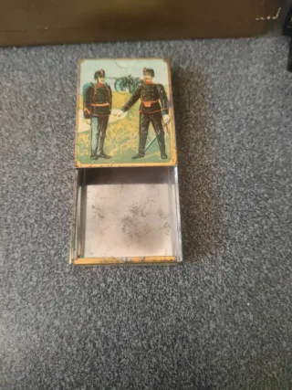 Scatoline Art Decò Lackerli Huus Moda