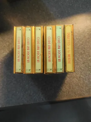 Scatoline Art Decò Lackerli Huus Moda