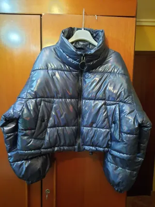 Chaqueta Pull&Bear plateada brillante