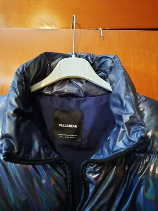 Chaqueta Pull&Bear plateada brillante