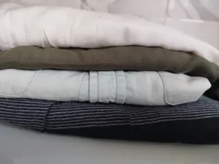 Lote 4 Prendas,12 euros: Camisas, Chaleco y Blusa