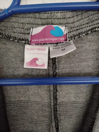 Lote 4 Prendas,12 euros: Camisas, Chaleco y Blusa