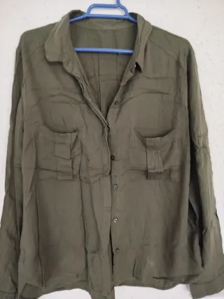 Lote 4 Prendas,12 euros: Camisas, Chaleco y Blusa