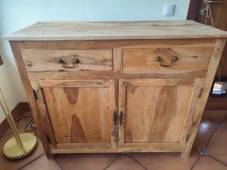 Aparador de Acacia Maciza