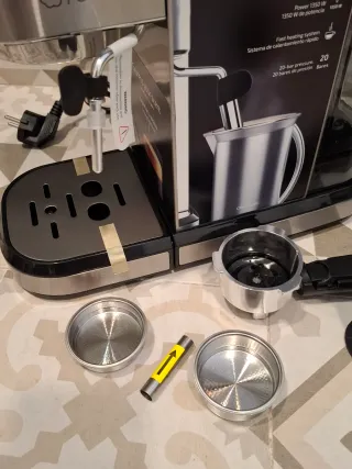 Cafetera Cecotec Cafelizzia 790 Steel