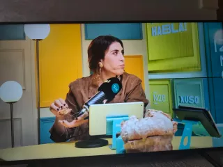TV Xiaomi Negra