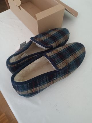 Zapatillas de casa cuadros Talla 46