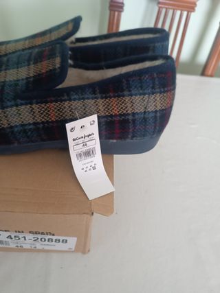 Zapatillas de casa cuadros Talla 46