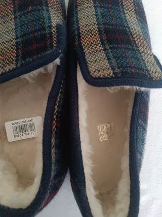 Zapatillas de casa cuadros Talla 46