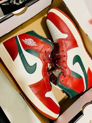 Jordan 1 Mid Zapatillas Rojo y Verde
