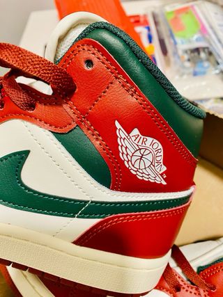 Jordan 1 Mid Zapatillas Rojo y Verde