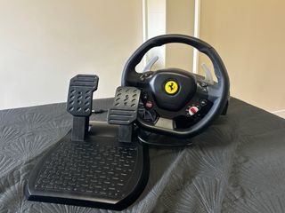 Volante Thrustmaster T80 Ferrari 488 GTB edition