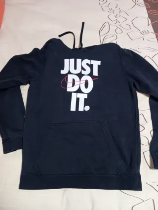 Sudadera Nike Negra con Logo