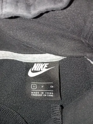 Sudadera Nike Negra con Logo