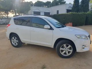 Toyota RAV4 2012