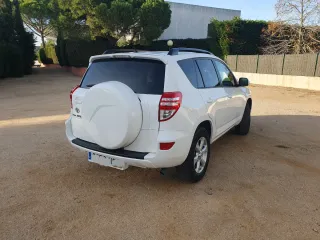 Toyota RAV4 2012