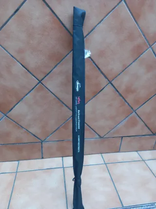 Caña de casting Baitcast Finesse más carrete