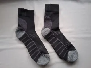 2 pares calcetines térmicos, t. 41-42, nuevos