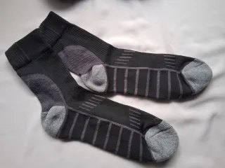 2 pares calcetines térmicos, t. 41-42, nuevos