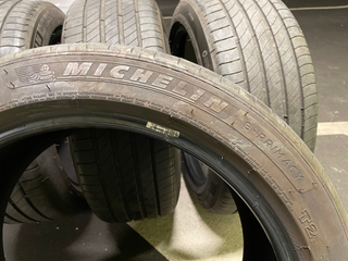 Juego 4x Michelin e-Primacy 235/45 R18 98V Tesla
