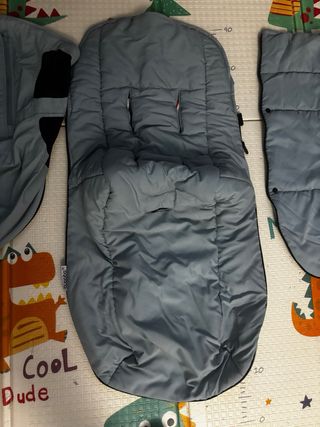 Bugaboo Capota ventilada , Colchoneta y Saco