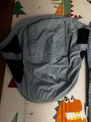 Bugaboo Capota ventilada , Colchoneta y Saco