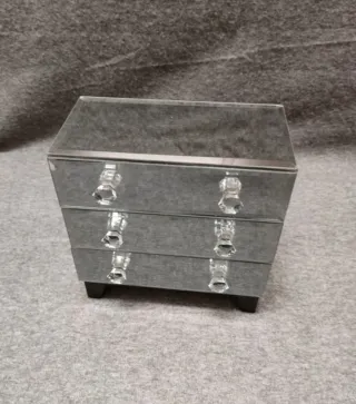 Pequeño joyero espejo