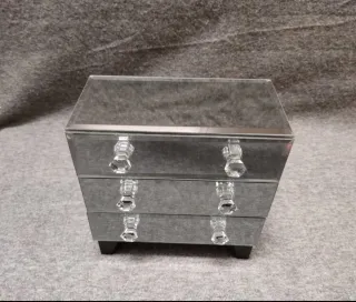 Pequeño joyero espejo