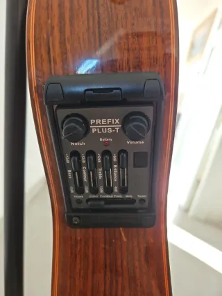 Guitarra Sanchis Hermanos 2F Amplificada