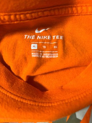 Camiseta Nike Naranja Camuflaje