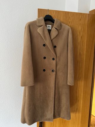 Abrigo Zara Camel Pelo Corto