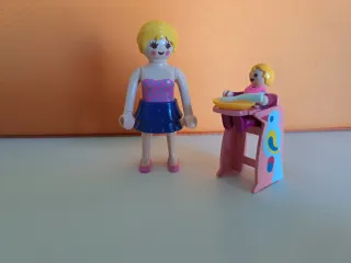Playmobil Mamá y Bebé