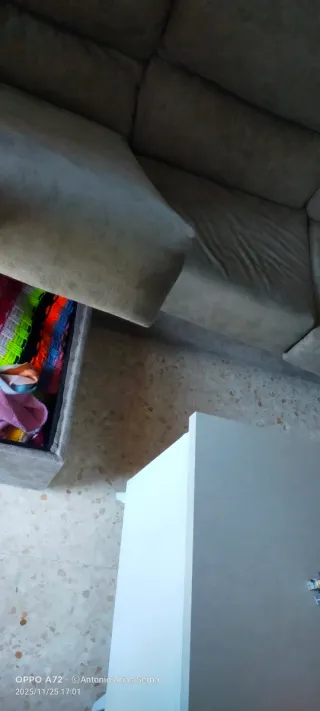 Sofá chaise longue gris tela