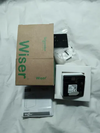 Sensor Temperatura y Humedad Schneider CCT59301 va