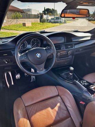 BMW SERIE 3 320d E93// PACK M - 176.500Kms